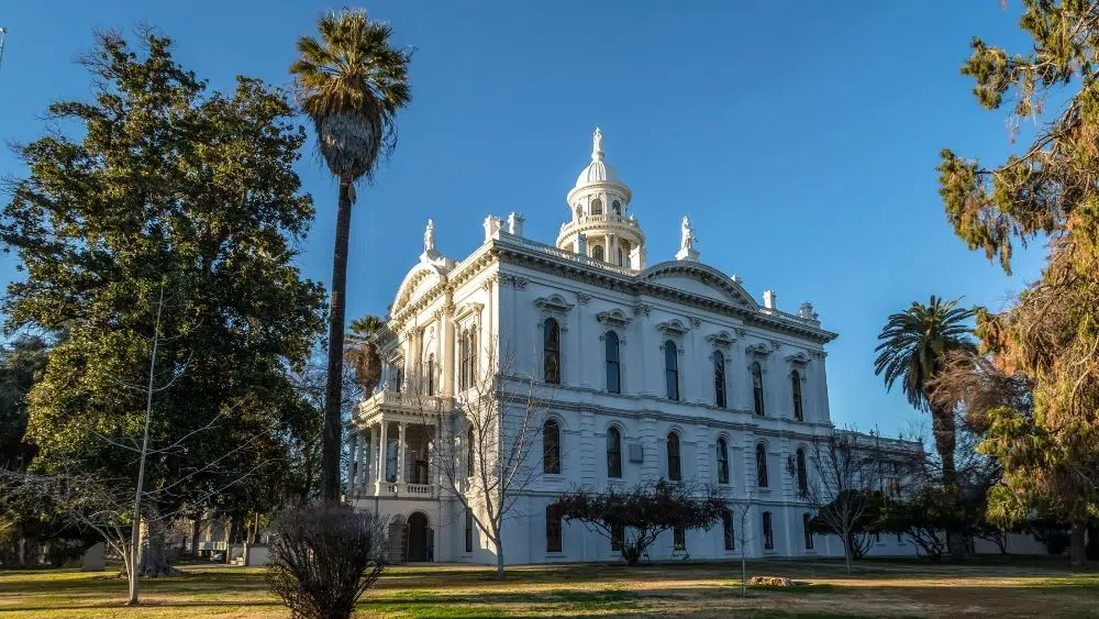 courthouse in merced california