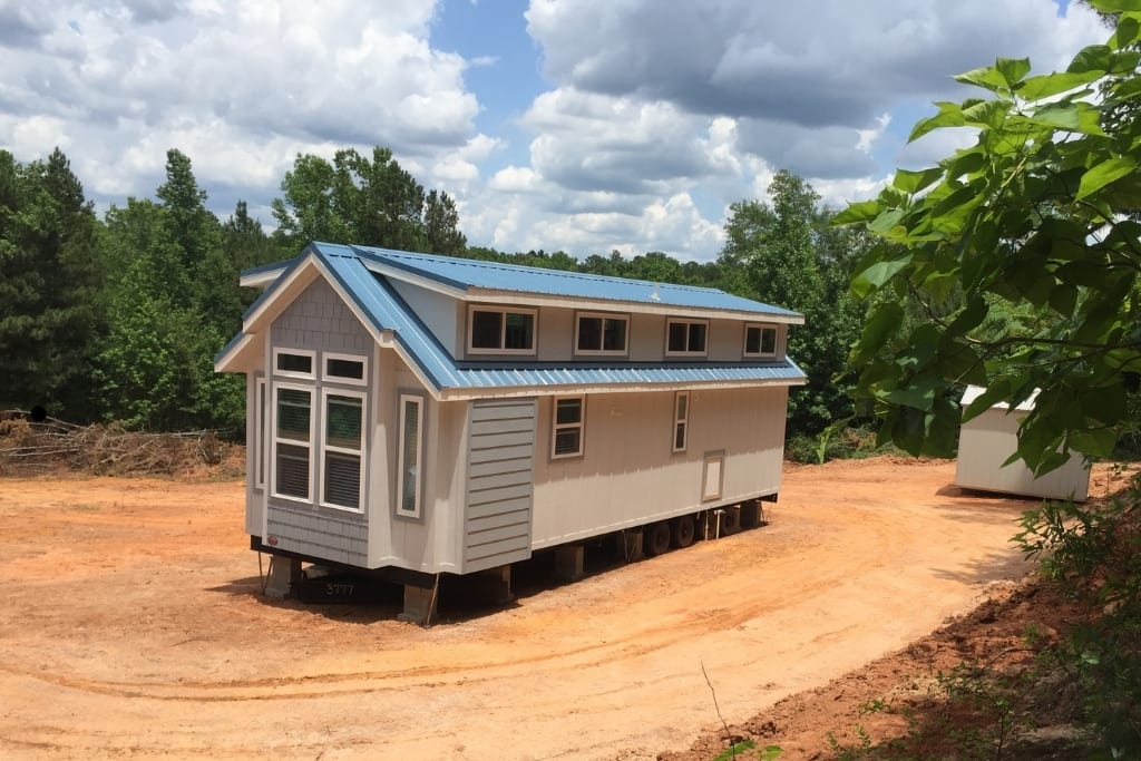 tiny home on wheels