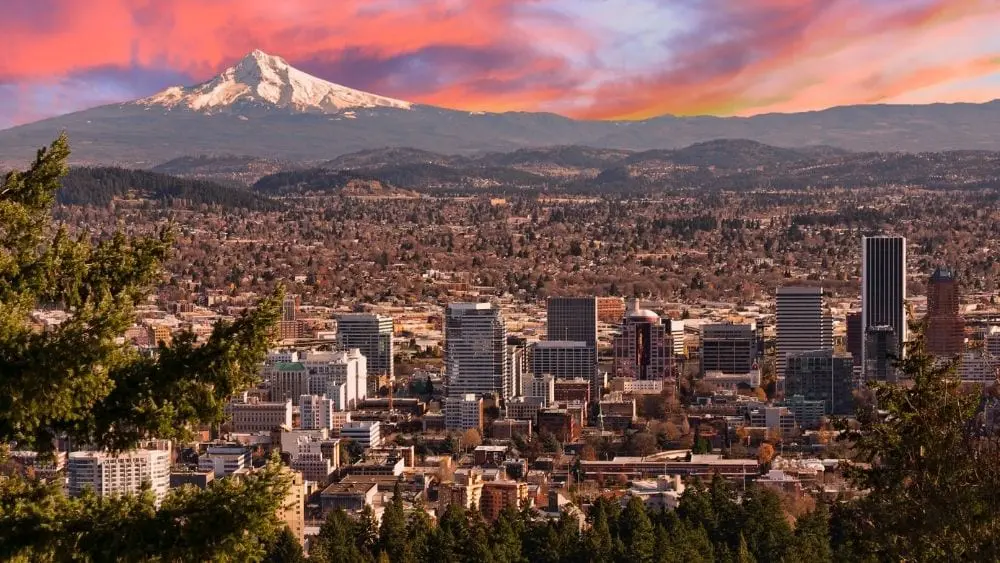 Portland, Oregon skyline at sunset.