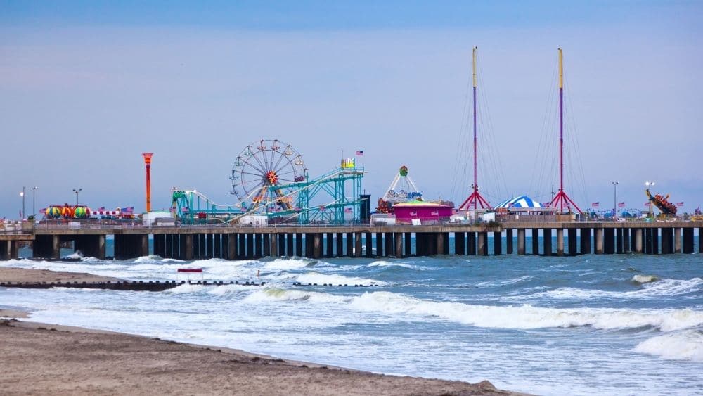Carnival pier in Atlantic City during the daytime.