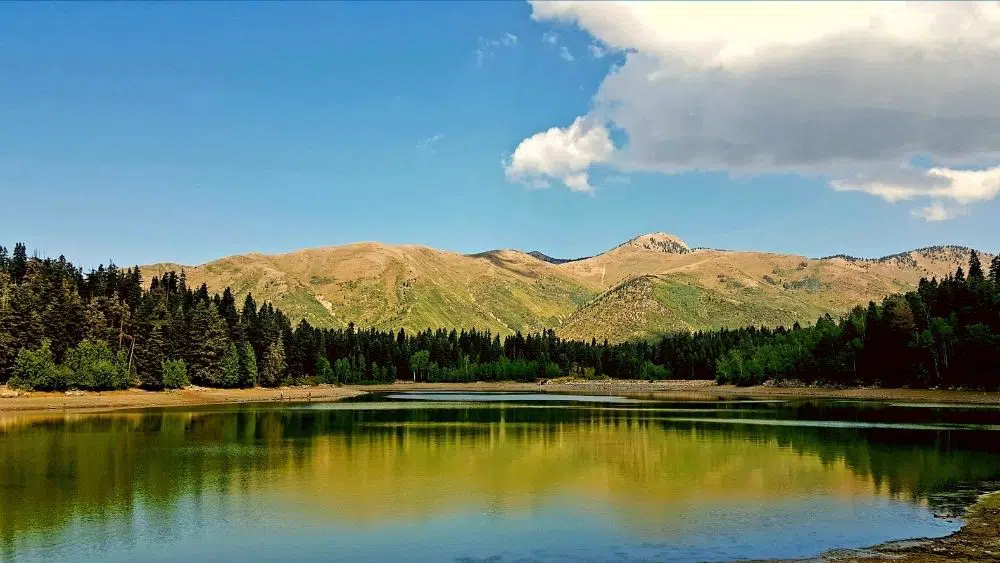 Lake and mountains near Payson, Utah.